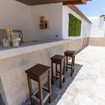 Artiles בית נופש *