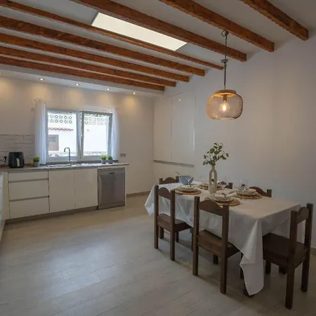 Holiday home Artiles